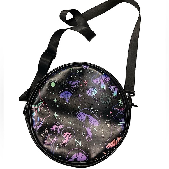Mushroom neon Round Crossbody Shoulder Bag Leather Small Circle Purse wet look - Picture 1 of 9